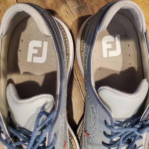 FootJoy Men's Traditional Wing Tip Golf Shoes - Blue/Grey/Red | Size 9M - Picture 8 of 14